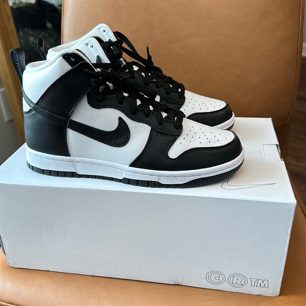 Nike high top dunks